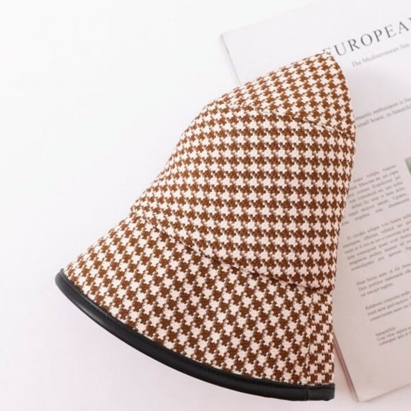 Houndstooth Bucket Hat Tan - Picture 7 of 8